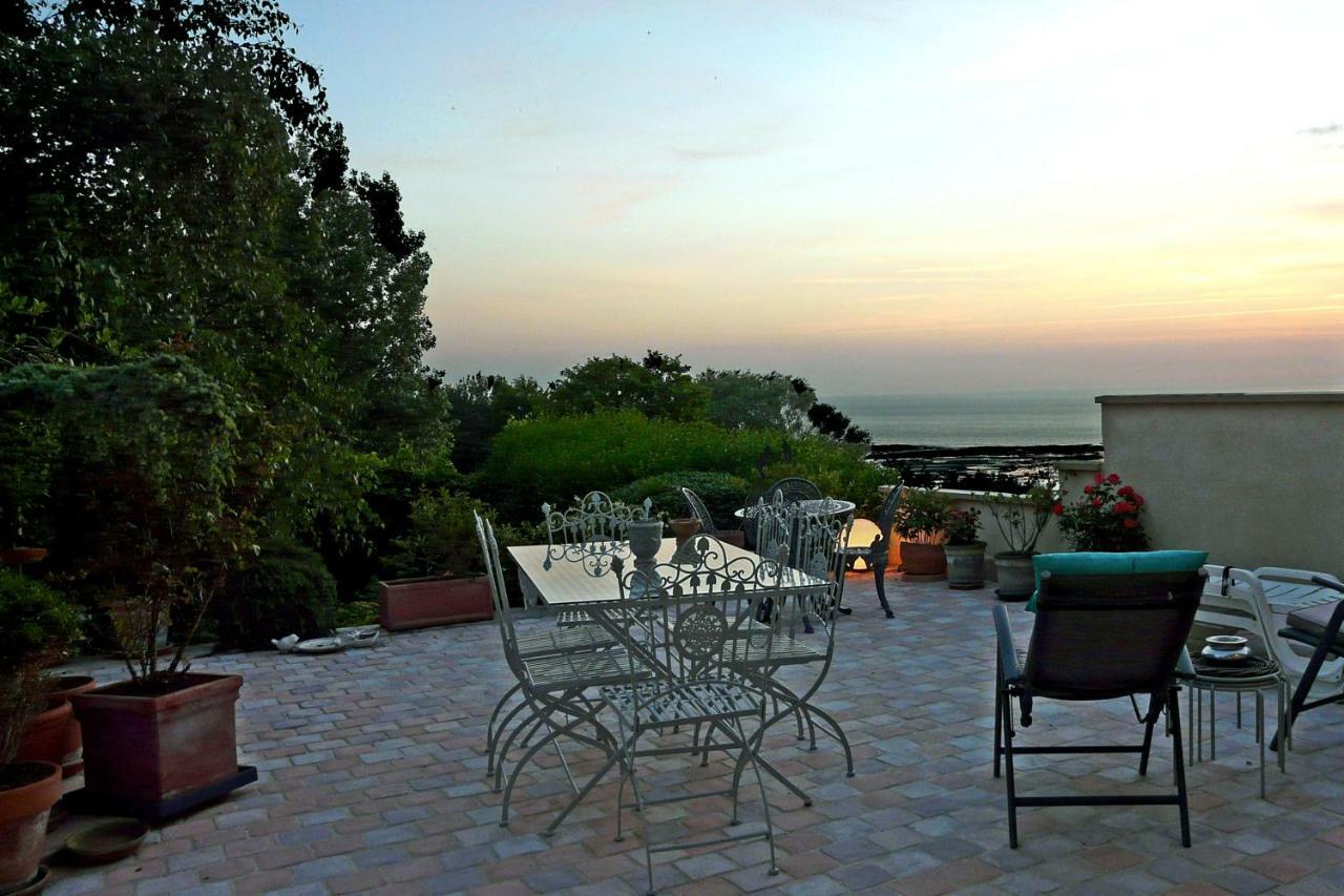 Appartement terrasse face mer Villerville Exterior foto